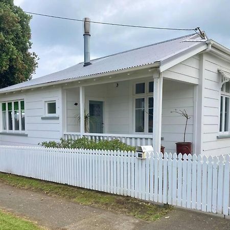 Artshack At The Beach Whanganui Bagian luar foto